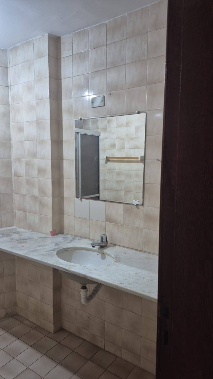 Apartamento para alugar com 3 quartos, 95m² - Foto 13