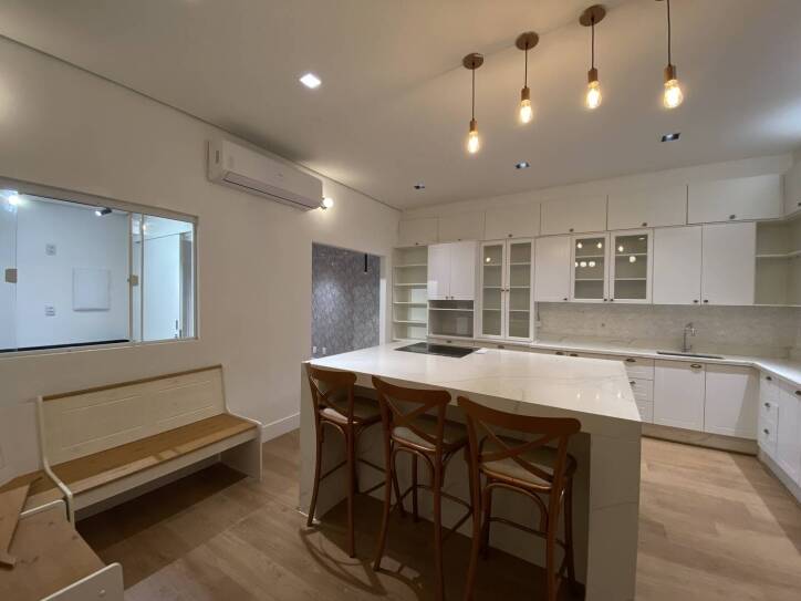 Casa de Condomínio à venda e aluguel com 3 quartos, 130m² - Foto 2