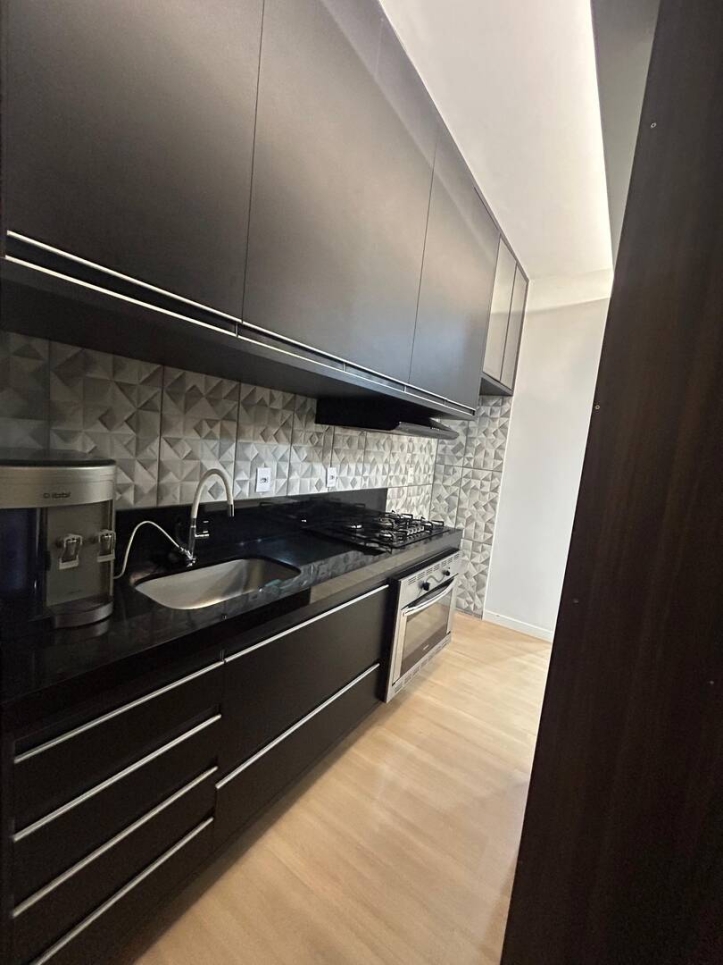 Apartamento à venda com 3 quartos, 92m² - Foto 7