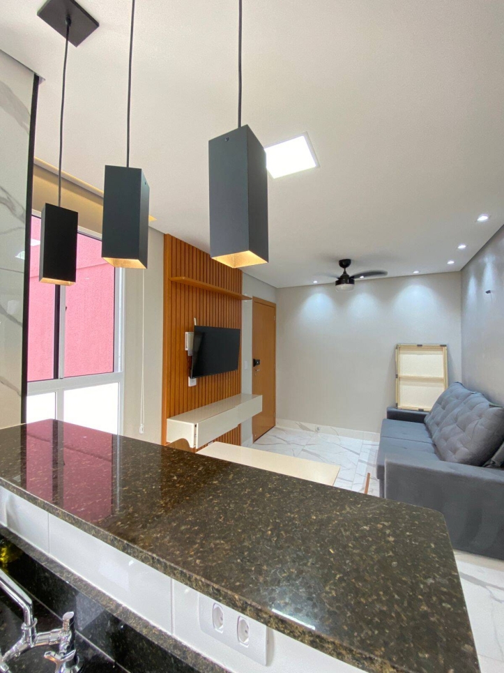 Apartamento para alugar com 2 quartos, 40m² - Foto 11