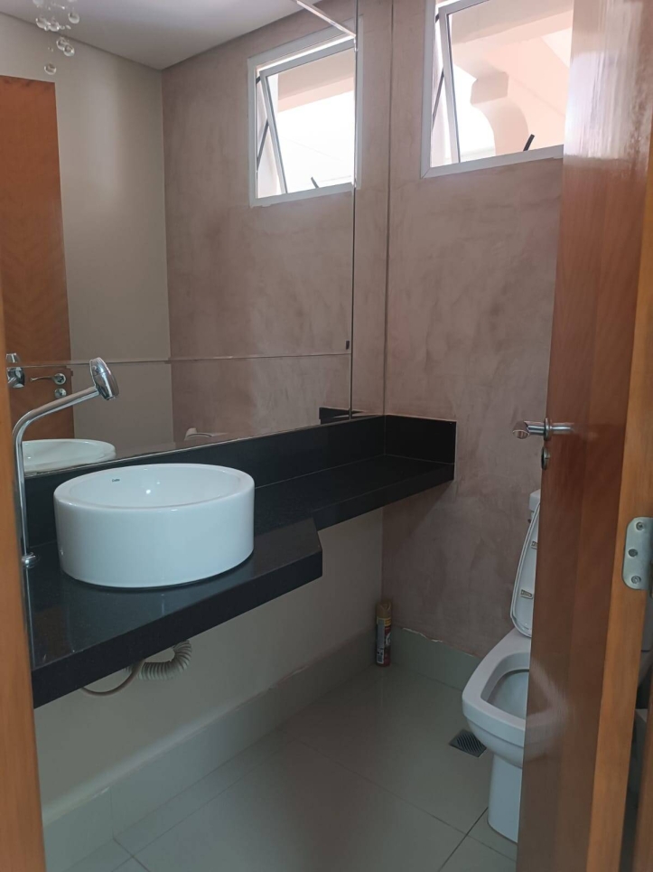 Casa de Condomínio à venda com 4 quartos, 150m² - Foto 4