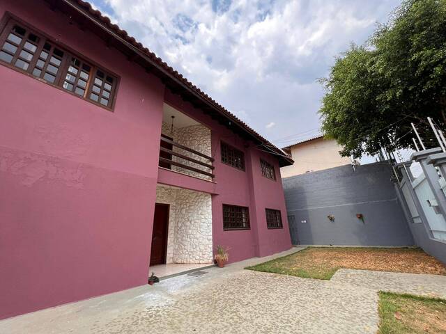 #250 - Casa para Venda em Cuiabá - MT - 2