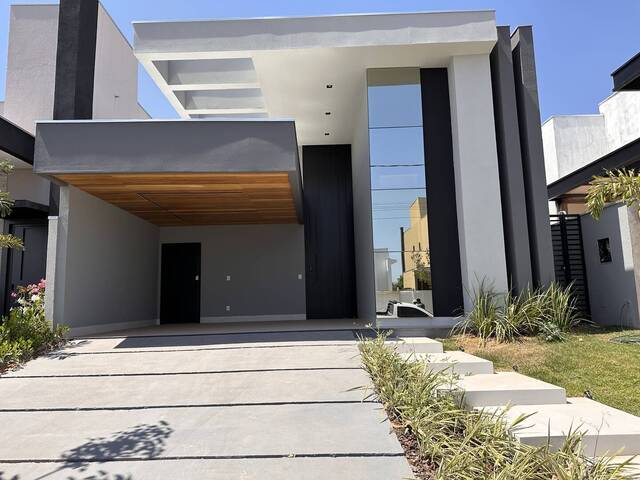 #276 - Casa para Venda em Cuiabá - MT - 1
