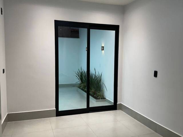 #285 - Casa para Venda em Cuiabá - MT - 1