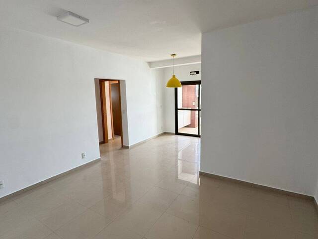 #311 - Apartamento para Venda em Cuiabá - MT - 3