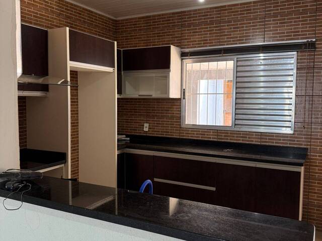#323 - Casa para Venda em Várzea Grande - MT - 2