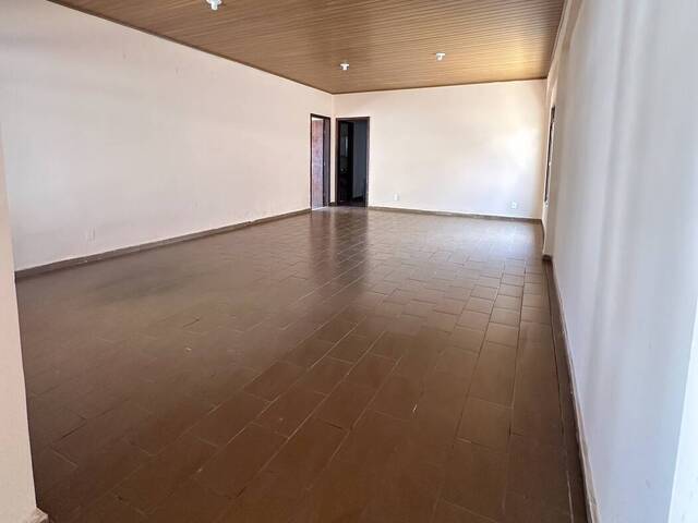 #325 - Casa para Venda em Cuiabá - MT
