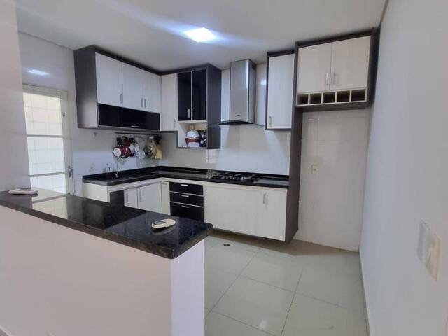 #379 - Sobrado para Venda em Cuiabá - MT - 3