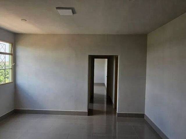 #444 - Apartamento para Venda em Cuiabá - MT - 3