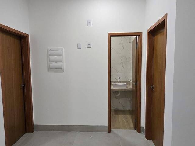 #483 - Casa para Venda em Cuiabá - MT