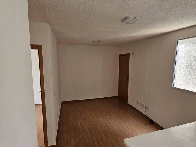 #490 - Apartamento para Venda em Várzea Grande - MT