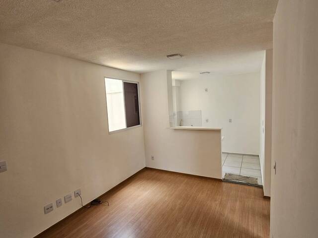 #490 - Apartamento para Venda em Várzea Grande - MT